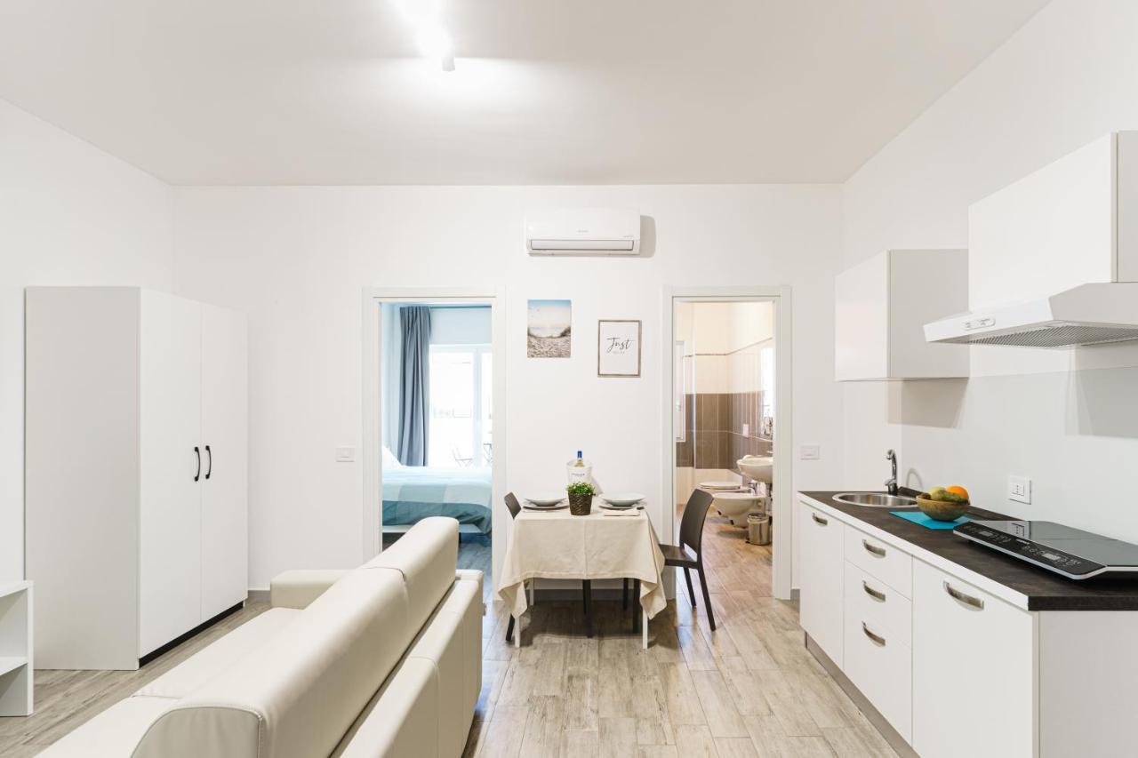 Aparthotel Le Marine Bisceglie Eksteriør bilde